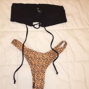 JUST BOUGHT. NEVER WORN. ZAFUL SIZE SMALL BIKINI.